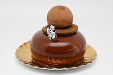 Boulangerie-Pâtisserie Rolland Père et Fils à Béziers fabrique et vend une belle gamme de pâtisseries et gâteaux ( ® SAAM fabrice CHORT)