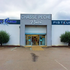Chasse Pêche Paci Clermont l’Hérault vend des articles de chasse et de pêche.(® paci)