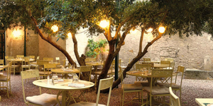 Le restaurant Le Patio Béziers ouvre son patio ombragé dès le 19 mai.(® le patio) Le restaurant Le Patio Béziers ouvre son patio ombragé dès le 19 mai.(® le patio)